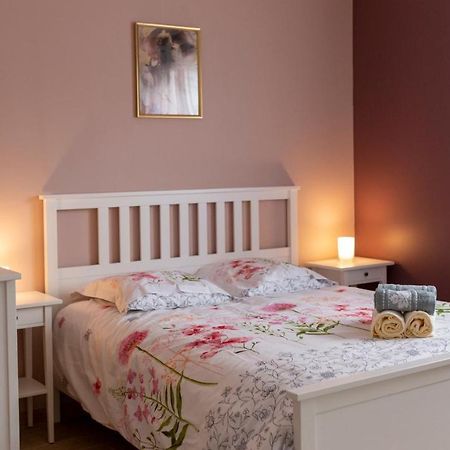 Loc Trotteur Le Pivoine Studio Grand Confort, Gare Sncf De Lourdes Exteriör bild